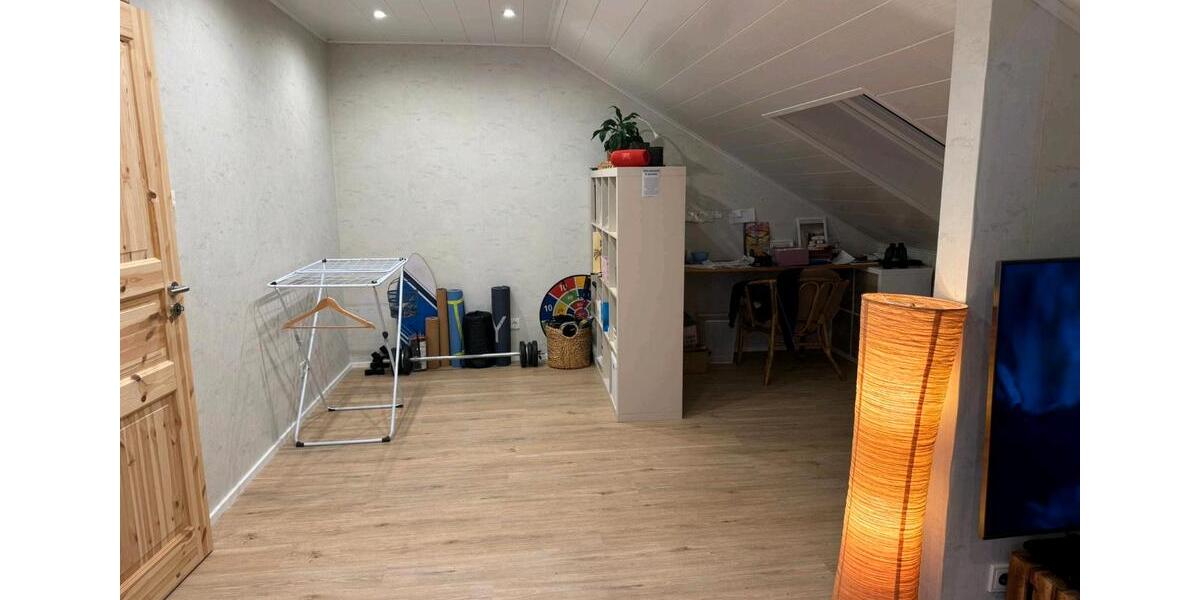 Dachgeschoßwohnung Olpe - 4 Zimmer, 75 m&sup2;, 680&euro; | Angebot:24983712