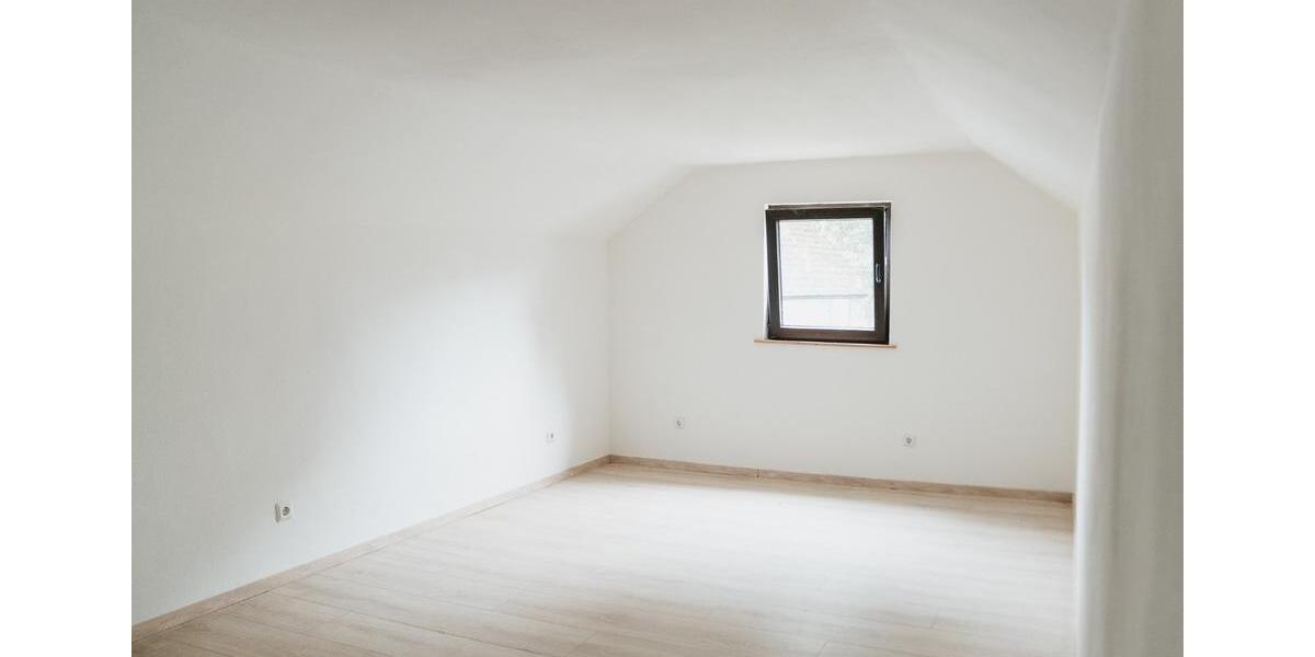 Mehrfamilienhaus, Wohnhaus Waldbröl - 145.000&euro; | Angebot:25932240