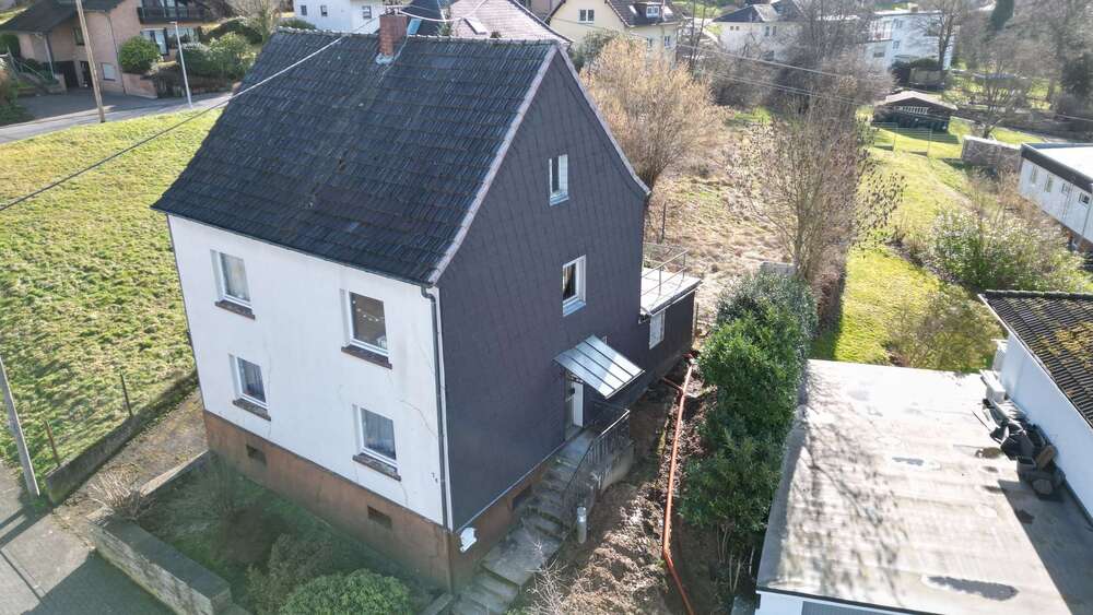 Einfamilienhaus Eitorf - 4 Zimmer, 130 m&sup2;, 275.000&euro; | Angebot:25149881