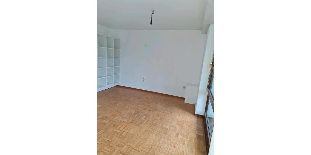 Etagenwohnung Freudenberg - 2 Zimmer, 102 m&sup2;, 816&euro; | Angebot:27547810