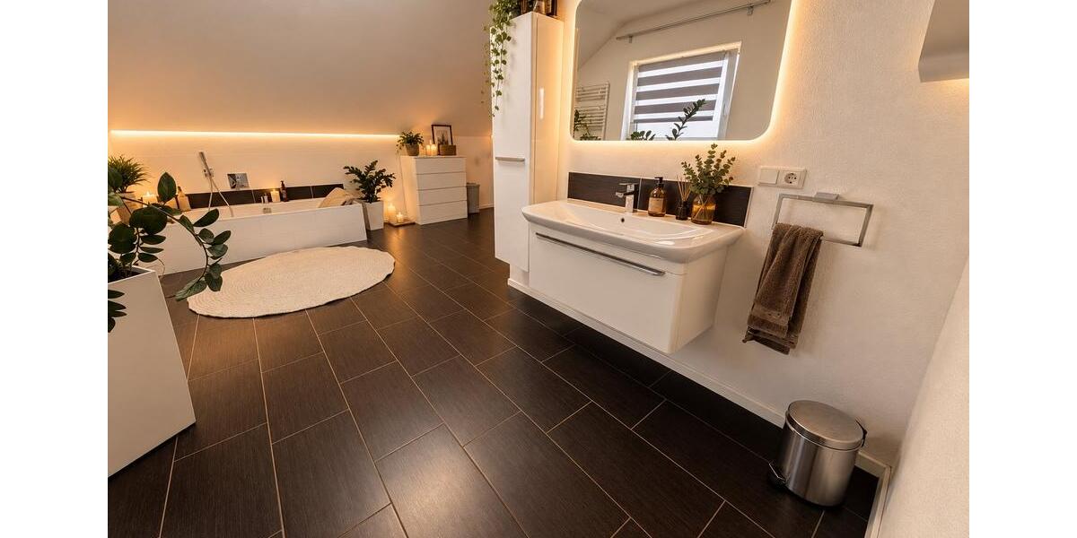 Einfamilienhaus Marienheide - 7 Zimmer, 216 m&sup2;, 680.000&euro; | Angebot:27579989