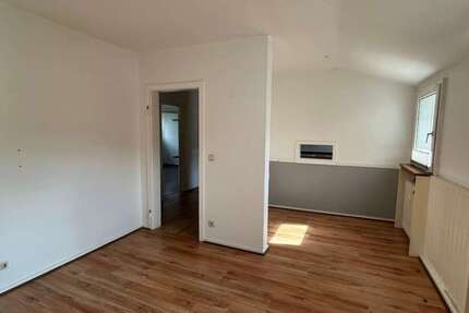 Wohnung Engelskirchen - 7 Zimmer, 150 m&sup2;, 950&euro; | Angebot:27357555