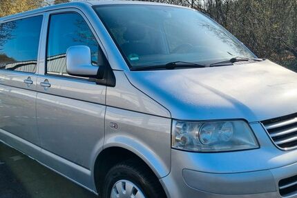 VW T5 Caravelle 271.000 km 10.500 &euro; Neunkirchen-Seelscheid 53819
