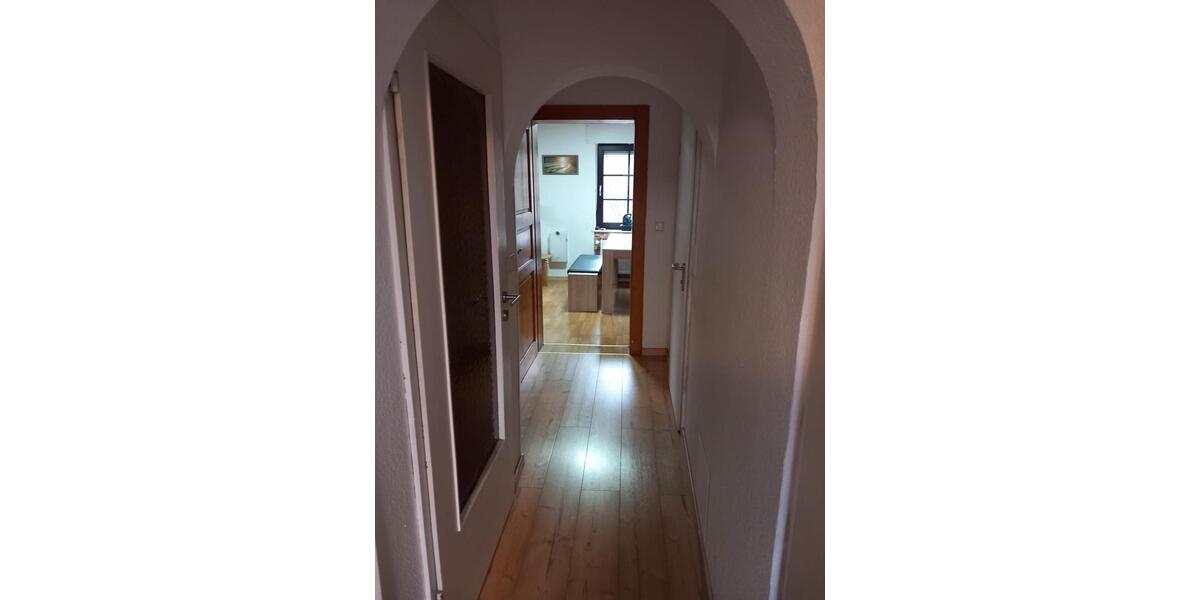 Dachgeschoßwohnung Herscheid - 3 Zimmer, 70 m&sup2;, 650&euro; | Angebot:25611914