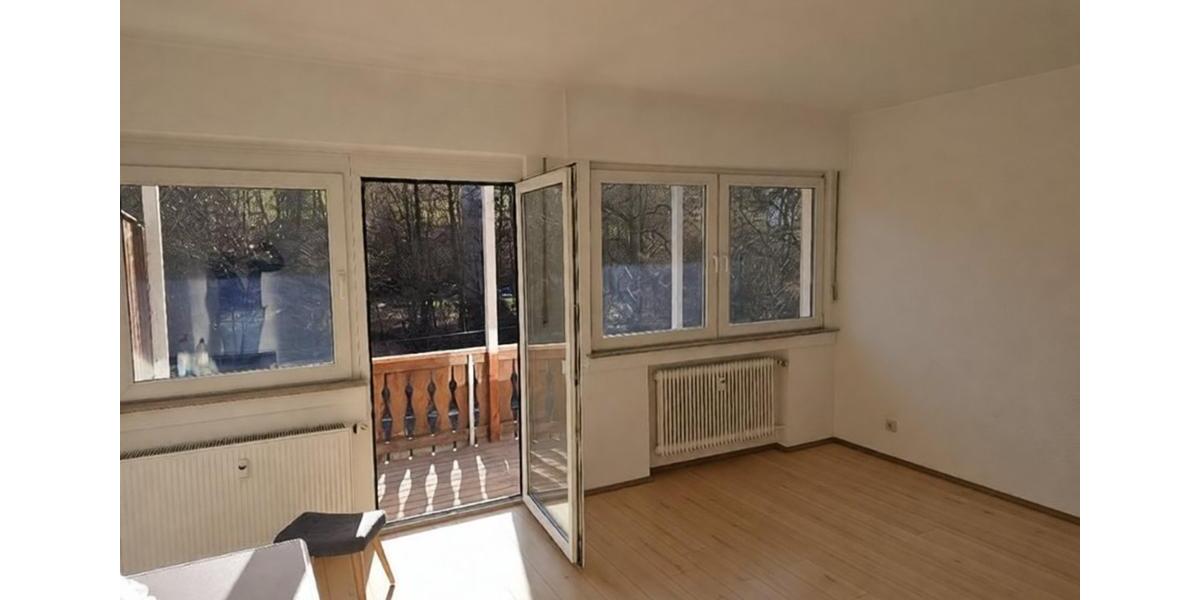 Etagenwohnung Reichshof - 3 Zimmer, 84 m&sup2;, 750&euro; | Angebot:25690778