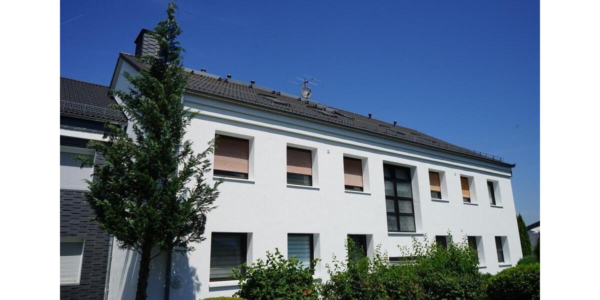 Etagenwohnung Wermelskirchen - 3 Zimmer, 78 m&sup2;, 200.000&euro; | Angebot:27086227