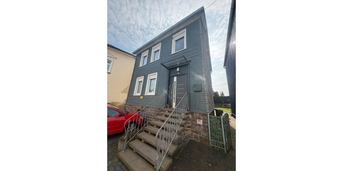 Einfamilienhaus Gummersbach Berstig Süd - 7 Zimmer, 140 m&sup2;, 349.000&euro; | Angebot:27014735
