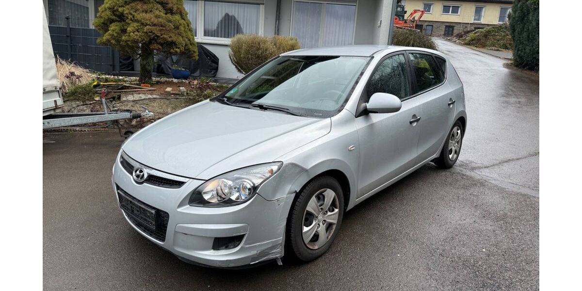 Hyundai i30 230.000 km 1.200 &euro; Wipperfürth 51688