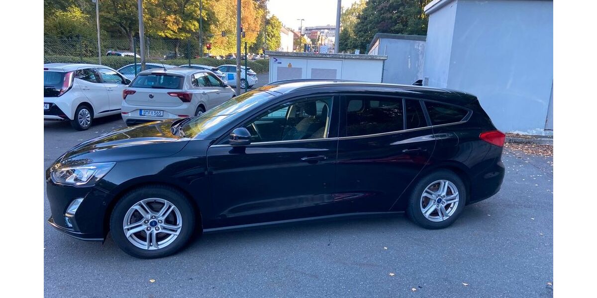 Ford Focus 101.000 km 10.500 &euro; Lüdenscheid 58507