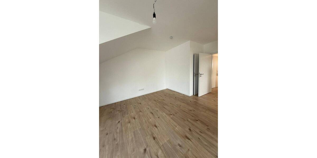 Etagenwohnung Bergneustadt Belmicke - 3 Zimmer, 75 m&sup2;, 825&euro; | Angebot:26909301
