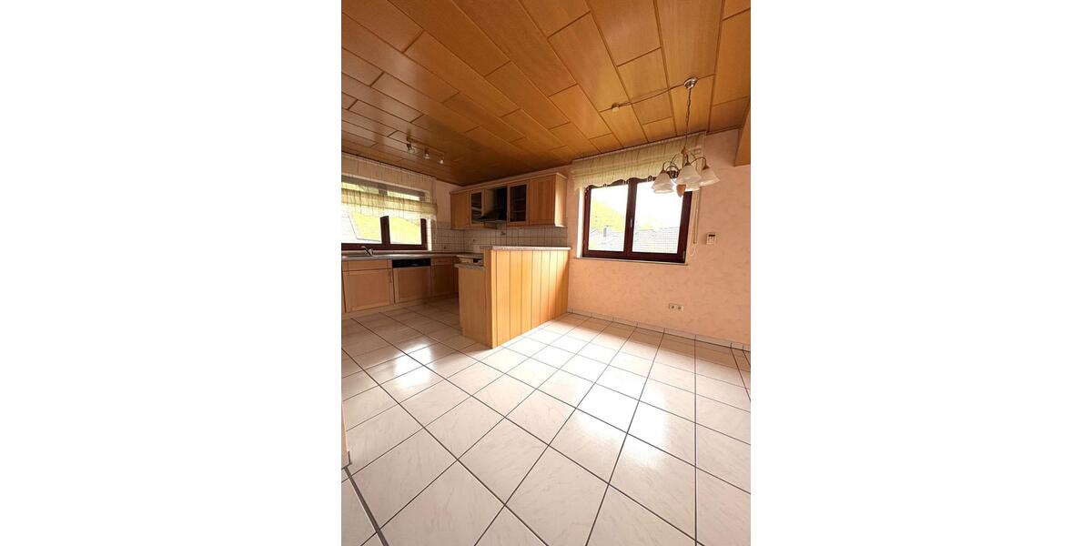 Einfamilienhaus Bergneustadt - 5 Zimmer, 113 m&sup2;, 399.000&euro; | Angebot:26949679