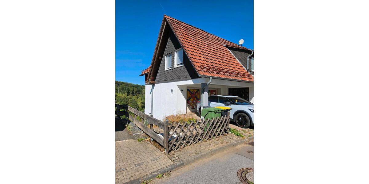 Doppelhaushälfte Meinerzhagen - 4 Zimmer, 150 m&sup2;, 350.000&euro; | Angebot:27426539