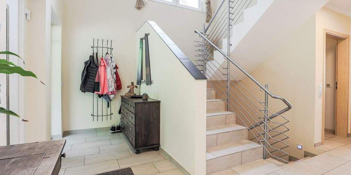 Einfamilienhaus Much / Niederheimbach Niederheimbach - 6 Zimmer, 224 m&sup2;, 1.100.000&euro; | Angebot:25742524