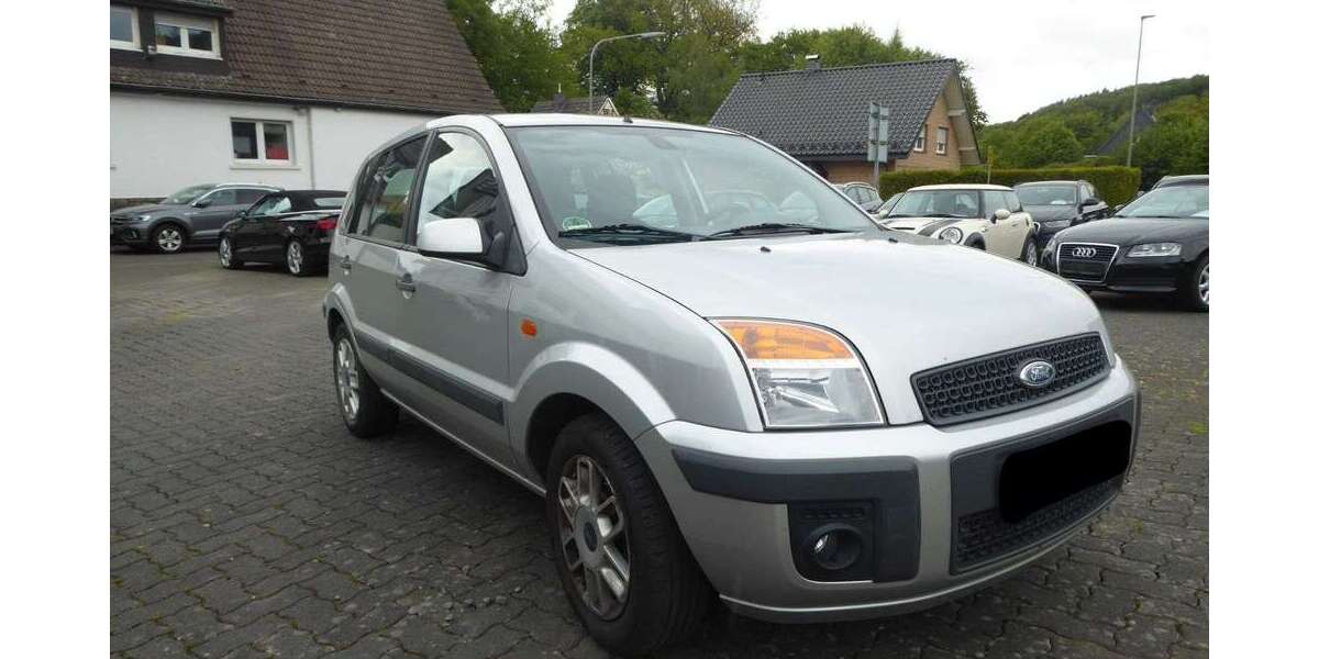 Ford Fusion 156.000 km 3.200 &euro; Wiehl 51674