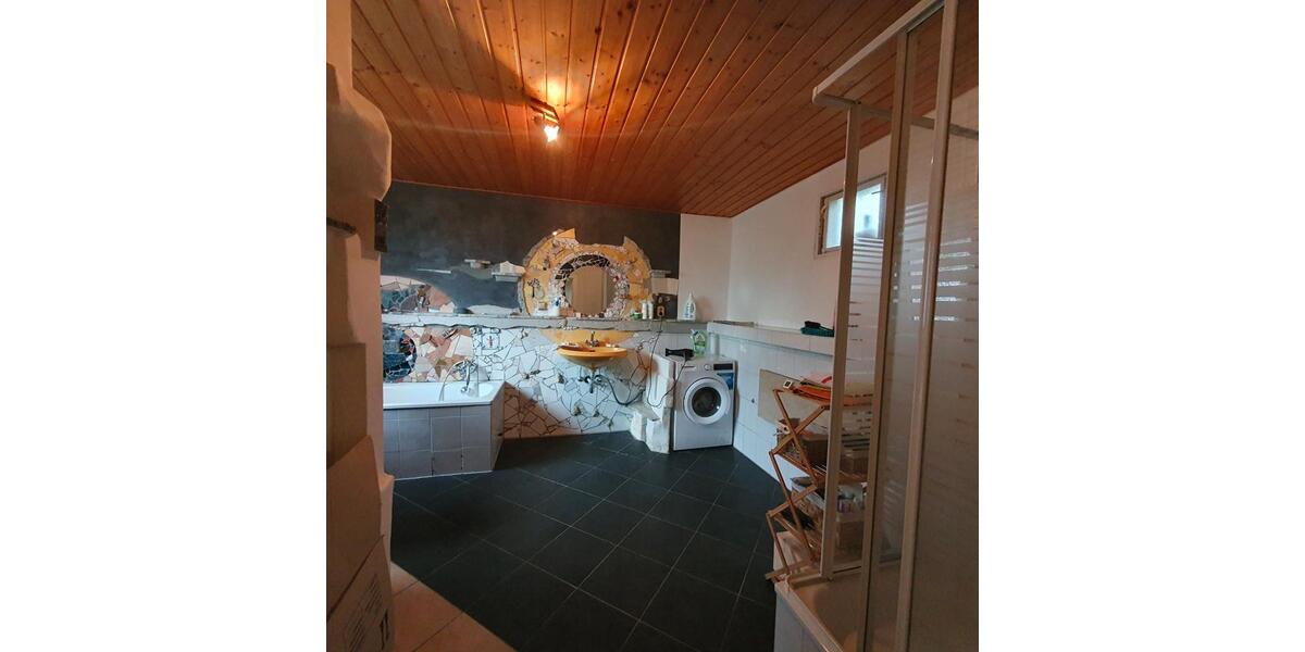 Doppelhaushälfte Reichshof - 3 Zimmer, 72 m&sup2;, 135.000&euro; | Angebot:27493843