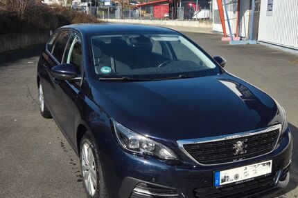 Peugeot 308 120.419 km 8.000 &euro; Birken-Honigsessen 57587