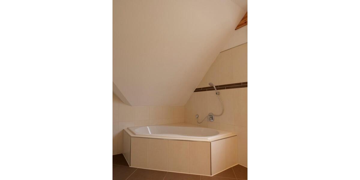 Einfamilienhaus Waldbröl - 5 Zimmer, 196 m&sup2;, 495.000&euro; | Angebot:27021135