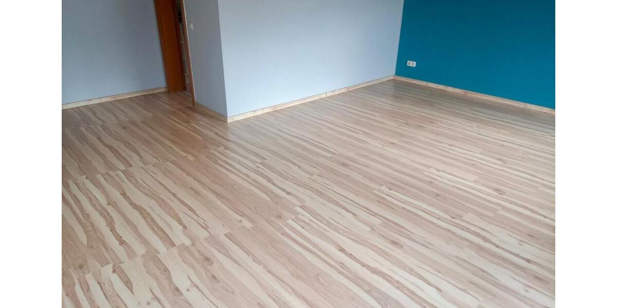 Etagenwohnung Wenden - 2 Zimmer, 78 m&sup2;, 850&euro; | Angebot:25988570