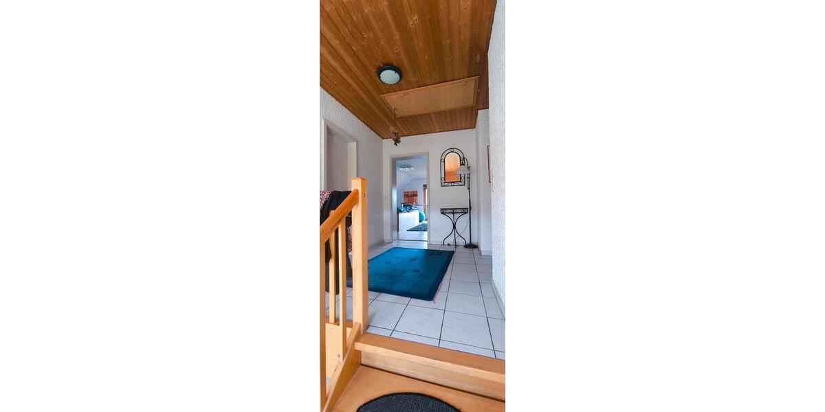 Einfamilienhaus Freudenberg - 5 Zimmer, 175 m&sup2;, 2.100&euro; | Angebot:27615678