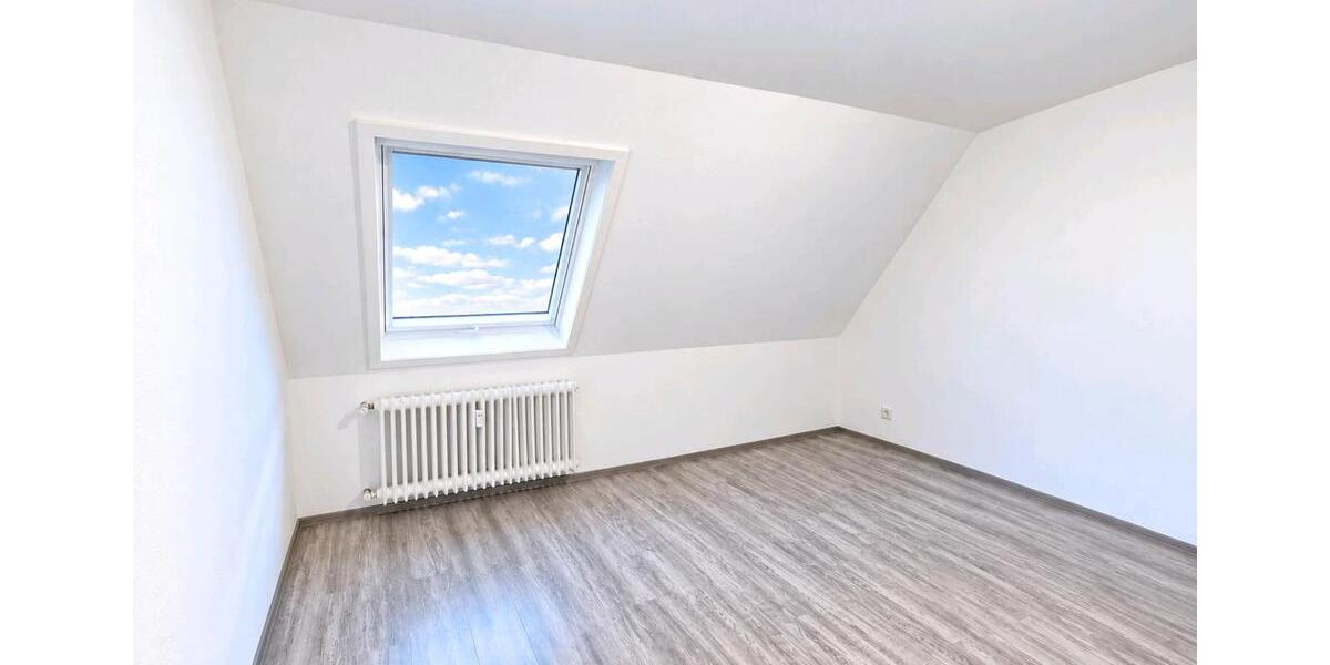 Dachgeschoßwohnung Plettenberg - 2 Zimmer, 51 m&sup2;, 310&euro; | Angebot:27564419