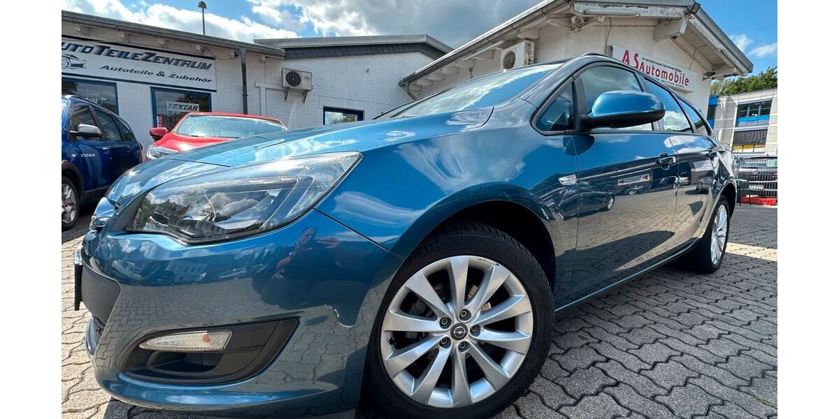 Opel Astra 174.000 km 4.649 &euro; Gummersbach (Zwischen Toom Markt und ATU) 51645
