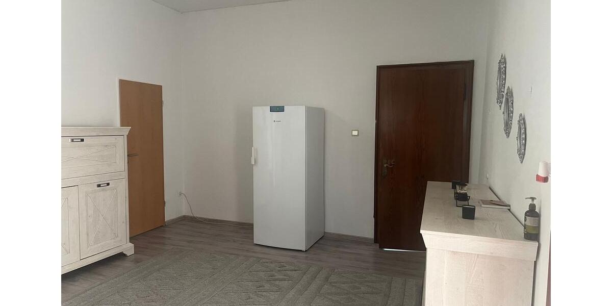 Etagenwohnung Werdohl - 4 Zimmer, 135 m&sup2;, 750&euro; | Angebot:25719961