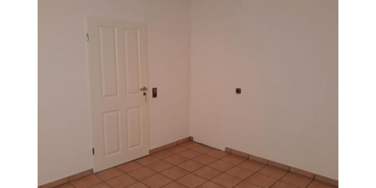 Erdgeschoßwohnung Plettenberg - 3 Zimmer, 90 m&sup2;, 650&euro; | Angebot:27549098