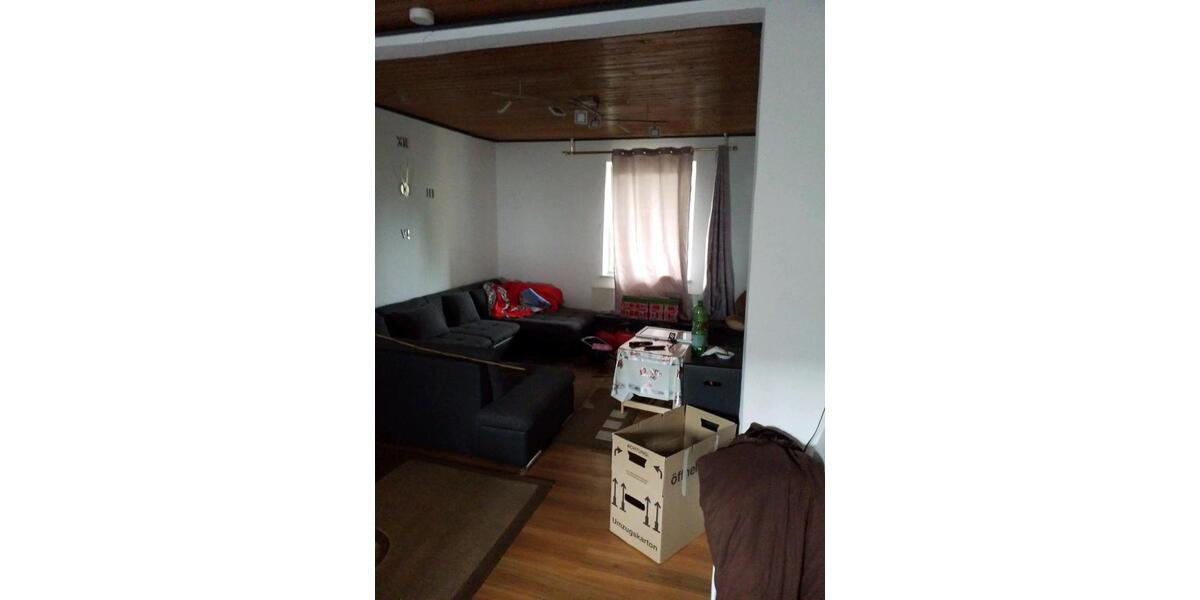 Einfamilienhaus Windeck - 6 Zimmer, 180 m&sup2;, 1.250&euro; | Angebot:25392206