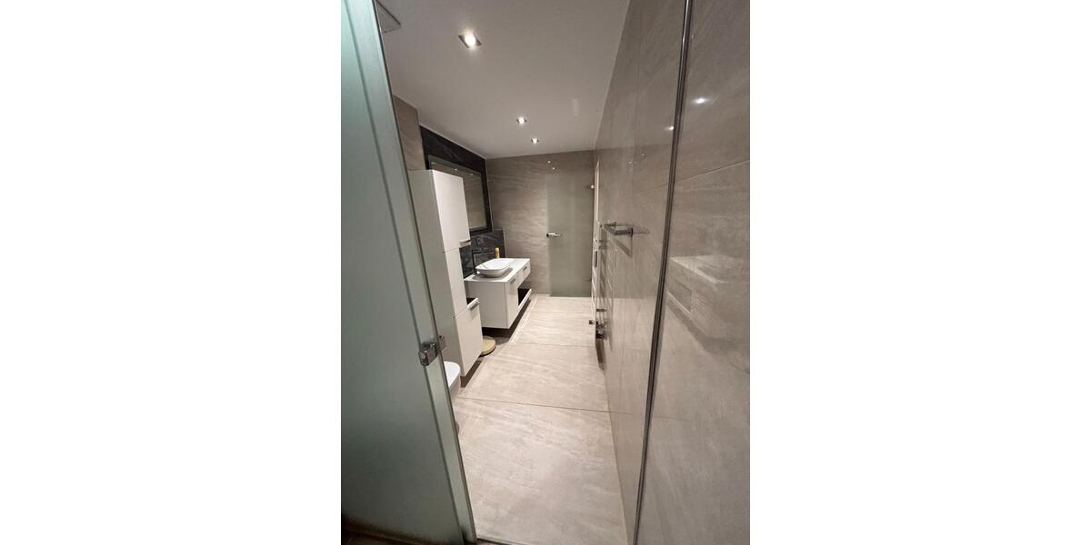 Erdgeschoßwohnung Kürten - 3 Zimmer, 85 m&sup2;, 1.300&euro; | Angebot:26476667