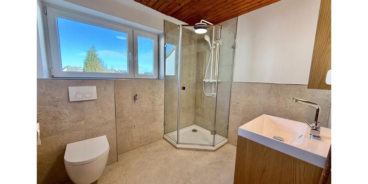 Dachgeschoßwohnung Wenden - 3 Zimmer, 75 m&sup2;, 700&euro; | Angebot:25571216