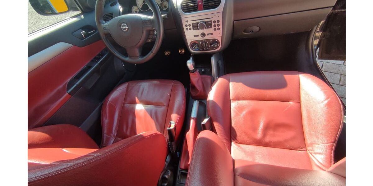 Opel Tigra 154.930 km 4.950 &euro; Meinerzhagen 58540