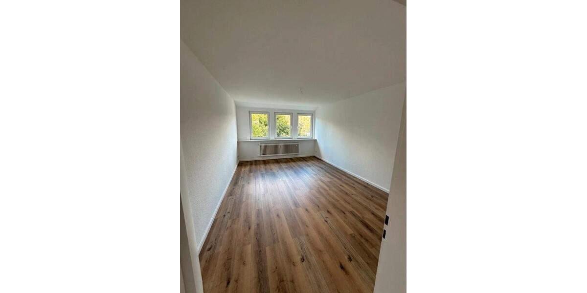 Dachgeschoßwohnung Olpe - 4 Zimmer, 81 m&sup2;, 200.000&euro; | Angebot:27458662