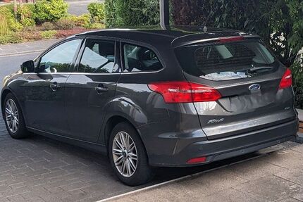 Ford Focus 75.300 km 8.500 &euro; Neunkirchen 53819