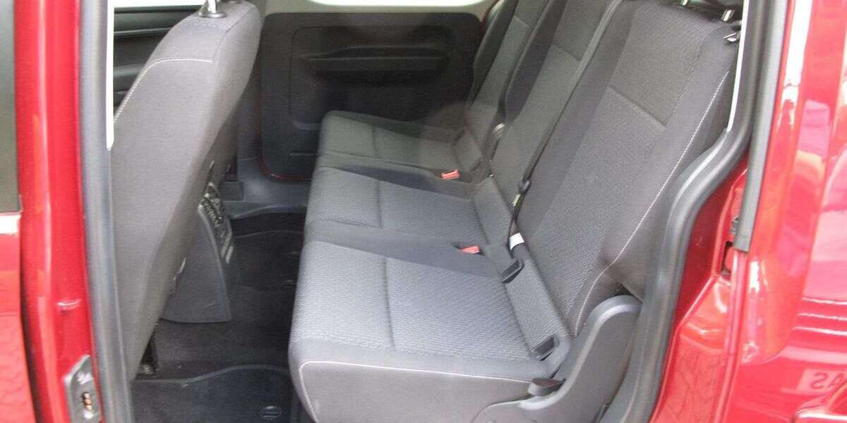 VW Caddy 1,4 TGI Maxi BMT ALU NAV 1HD PRIV PLA 5Si 82.500 km 18.987 &euro; Bergneustadt 51702