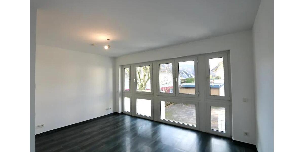 Terrassenwohnung Engelskirchen - 2 Zimmer, 86 m&sup2;, 860&euro; | Angebot:27557446