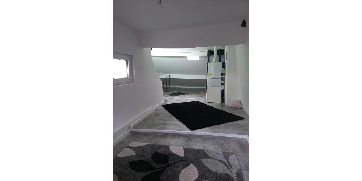 Reihenhaus Wiehl - 6 Zimmer, 150 m&sup2;, 140.000&euro; | Angebot:27083646