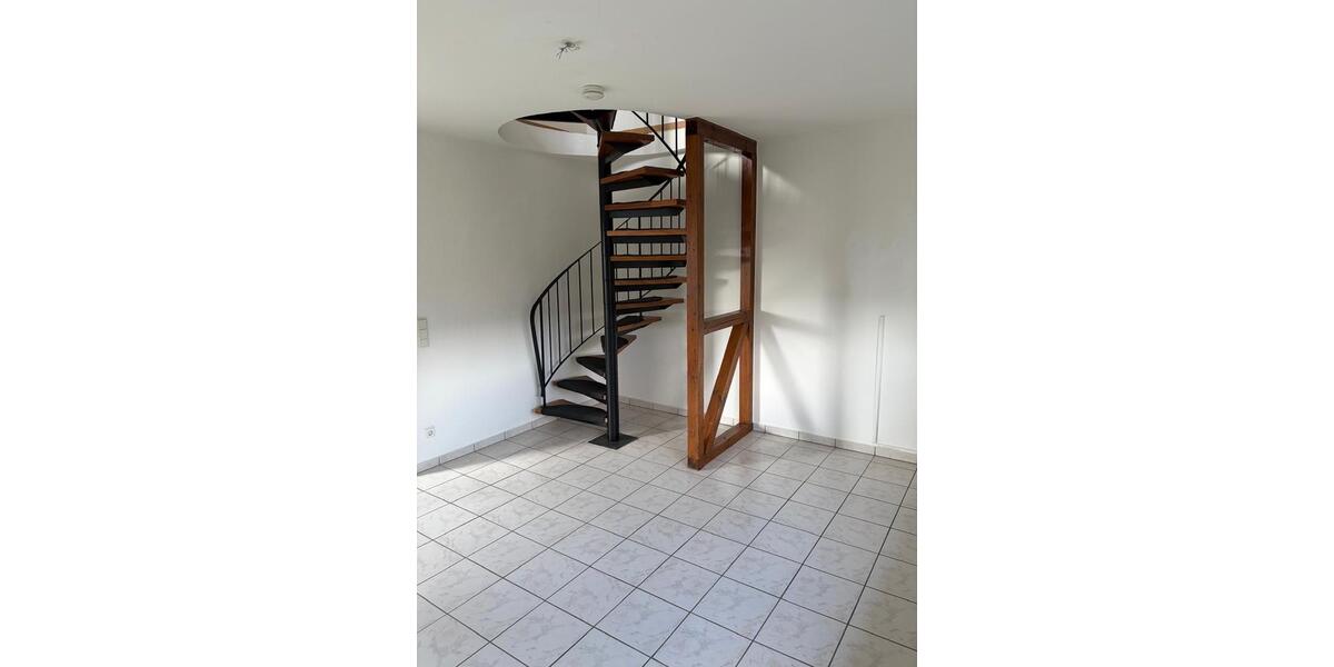 Maisonettenwohnung Waldbröl - 2 Zimmer, 80 m&sup2;, 1.150&euro; | Angebot:27587000