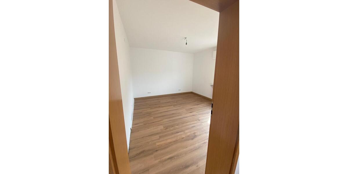 Erdgeschoßwohnung Werdohl - 2 Zimmer, 56 m&sup2;, 425&euro; | Angebot:26632428