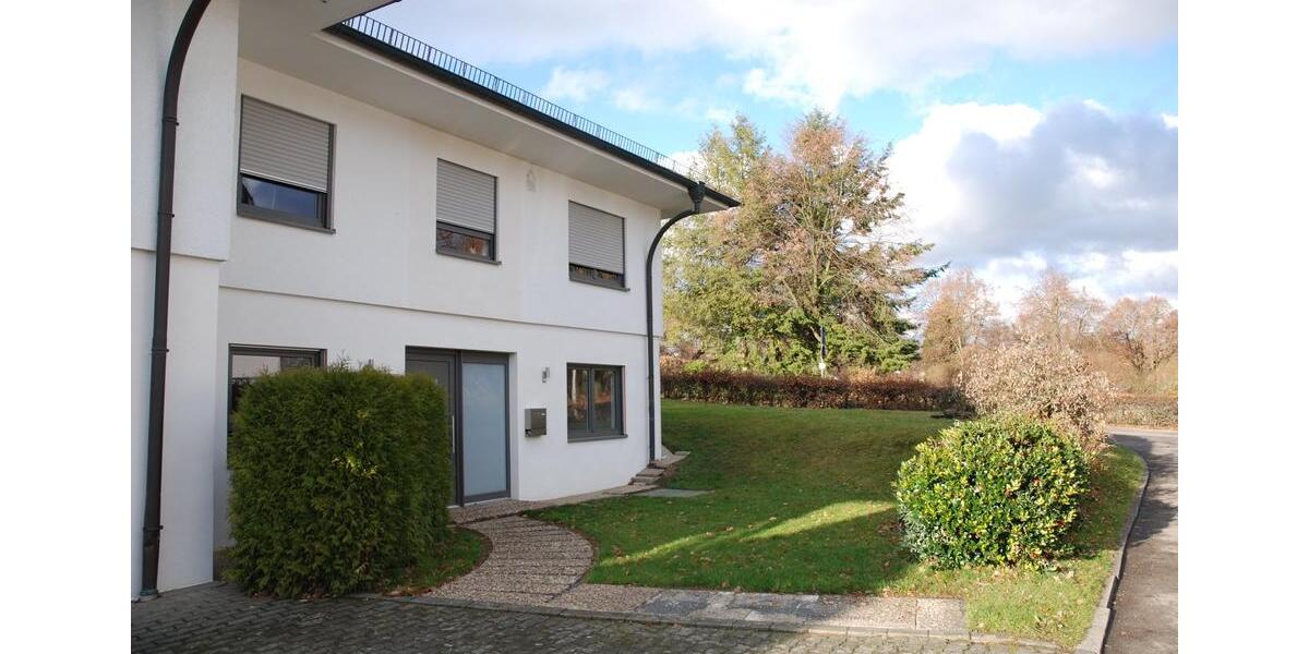 Erdgeschoßwohnung Much - 2.5 Zimmer, 92 m&sup2;, 800&euro; | Angebot:27611992