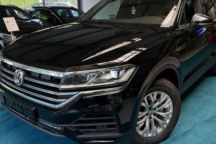VW Touareg 292.503 km 22.220 &euro; Freudenberg 57258