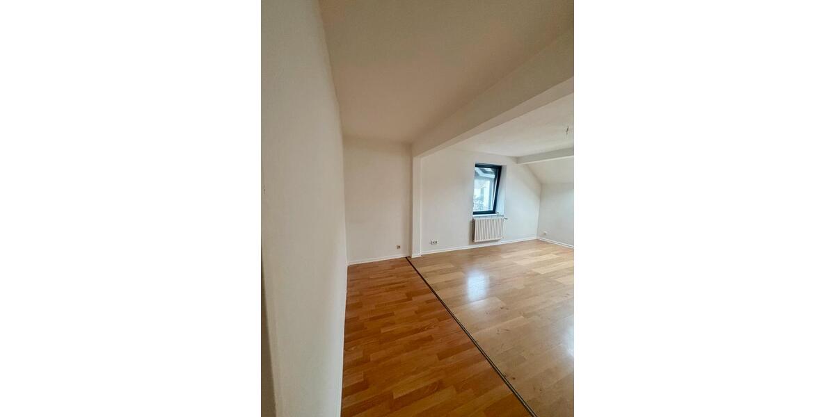 Etagenwohnung Gummersbach Berstig Süd - 2 Zimmer, 65 m&sup2;, 520&euro; | Angebot:26461507