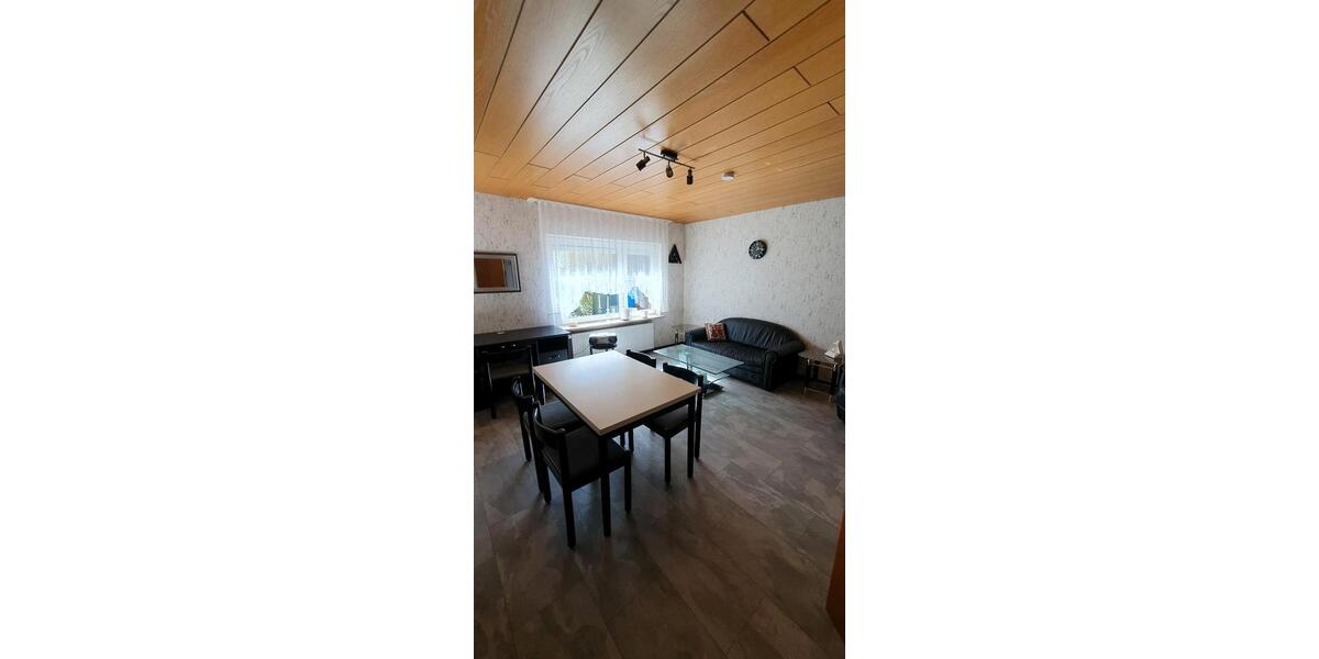 Etagenwohnung Wissen - 6 Zimmer, 145 m&sup2;, 2.250&euro; | Angebot:25787768