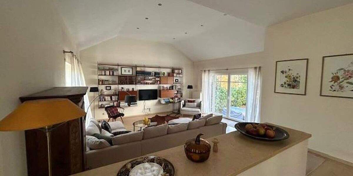 Einfamilienhaus Wiehl - 9 Zimmer, 250 m&sup2;, 679.000&euro; | Angebot:25654227