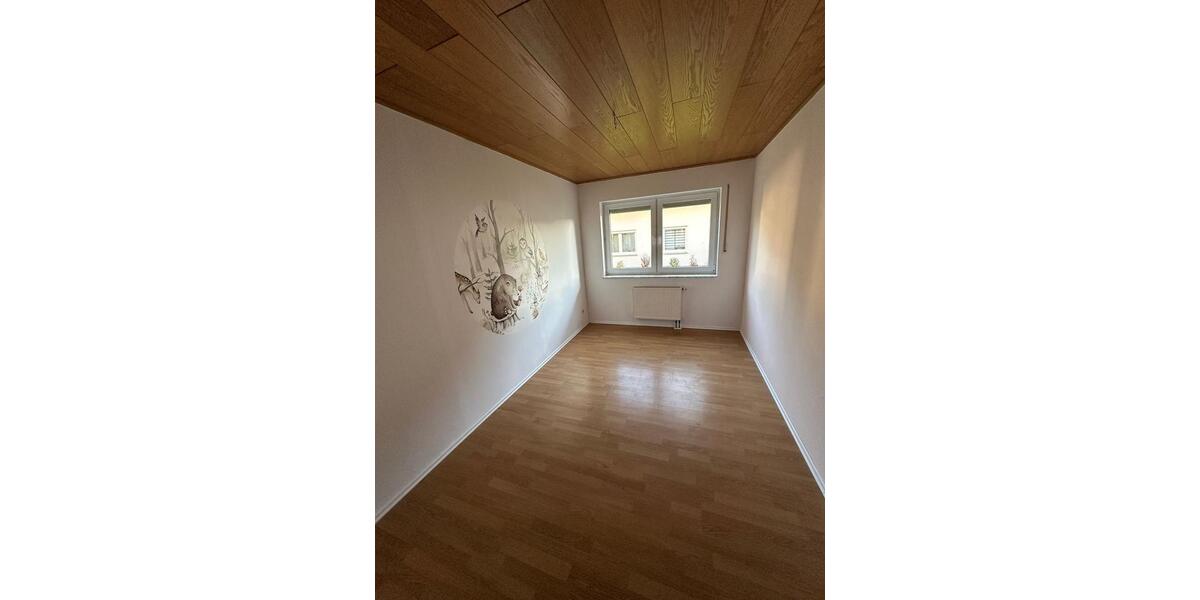 Etagenwohnung Wiehl - 3 Zimmer, 81 m&sup2;, 810&euro; | Angebot:25784136