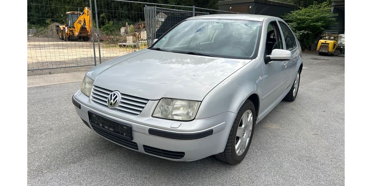 VW Bora 268.635 km 1.450 &euro; Meinerzhagen 58540