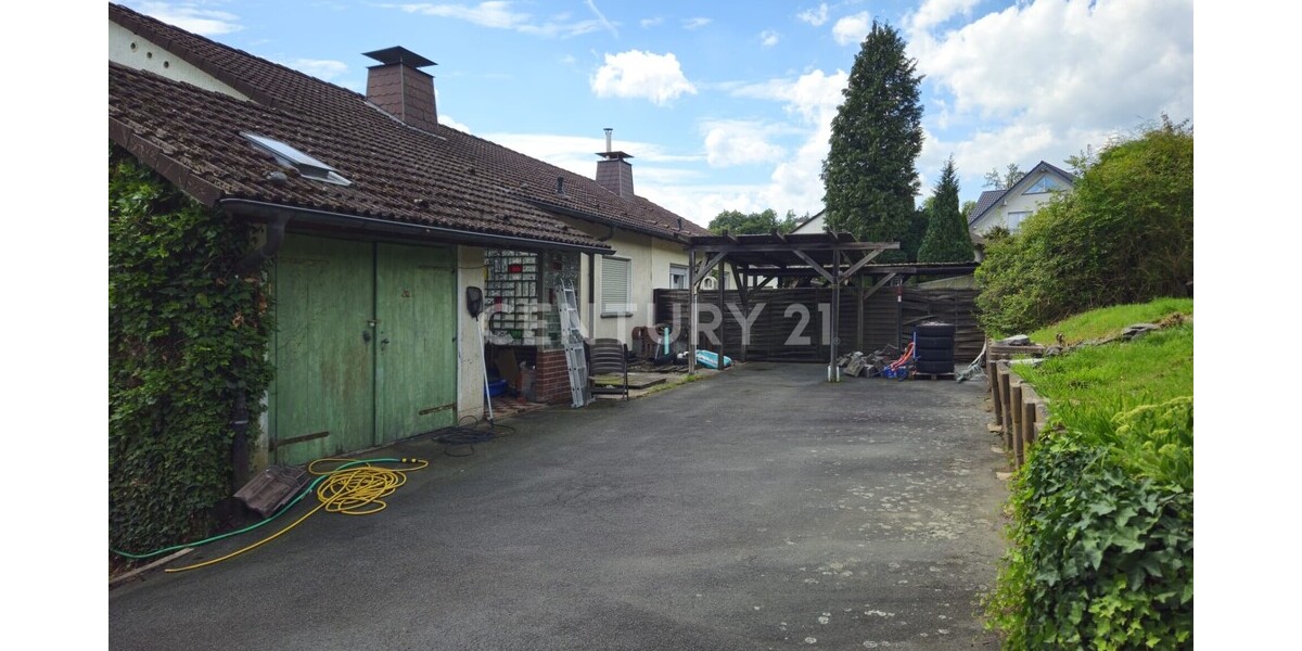 Zweifamilienhaus für Handwerker in ruhiger Lage - Zweifamilienhaus Lüdenscheid Othlinghausen | Angebot:22217309