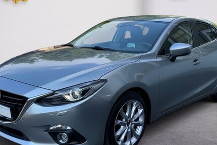 Mazda 3 73.177 km 12.890 &euro; Wenden 57482