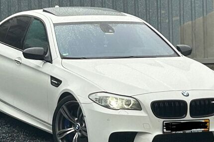 BMW M5 261.000 km 25.500 &euro; Overath bei Köln 51491