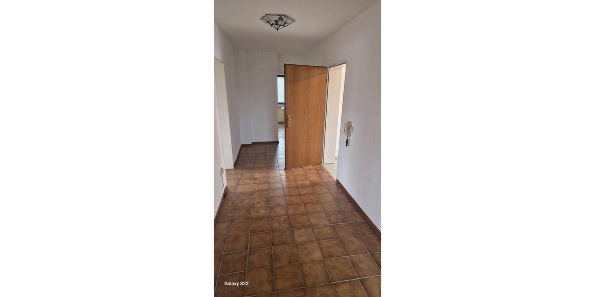 Etagenwohnung Lindlar - 3 Zimmer, 97 m&sup2;, 850&euro; | Angebot:24983734