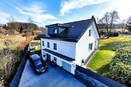 Haus Waldbröl - 6 Zimmer, 235 m&sup2;, 559.000&euro; | Angebot:25301776